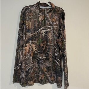 Cabela's Camouflage jacket pullover with quarter zip and full length sleeves